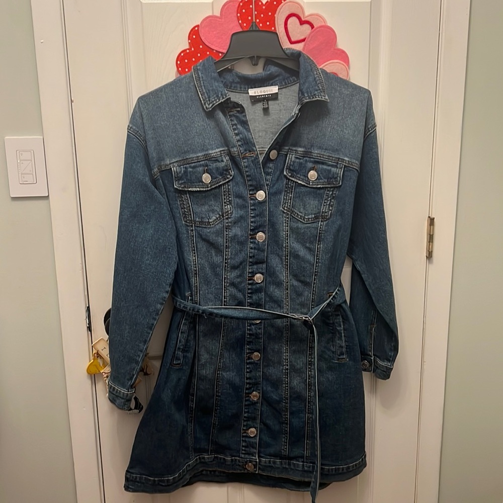 NEW with tags. Beautiful denim dress size 20 never worn!